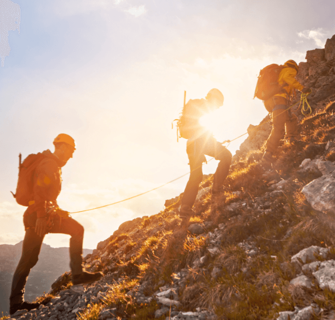 Vitalstoffe für Alpinisten: Wie Mikronährstoffe deine Regeneration stärken und das Immunsystem schützen